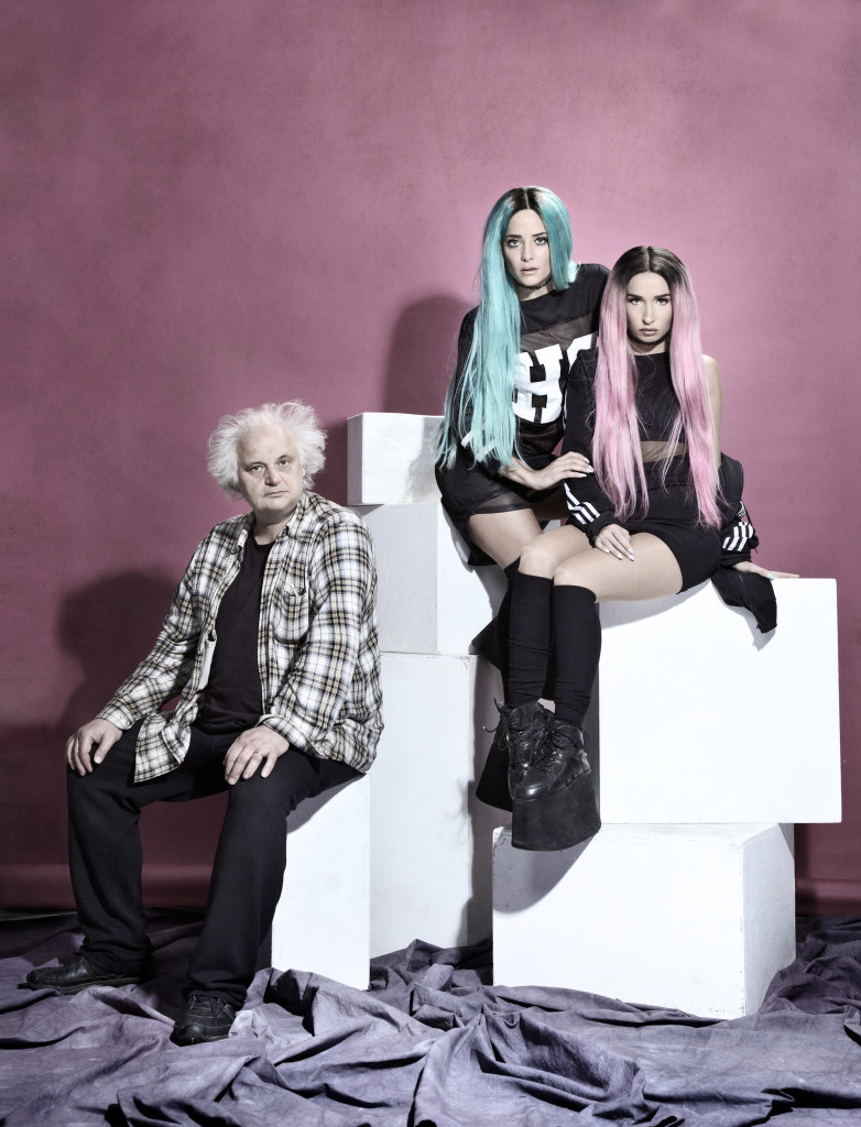 Rebecca & Fiona interviewed by Göran Greider for Arena Magasin