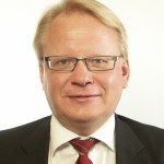 Peter Hultqvist. Pressbild: Riksdagen.