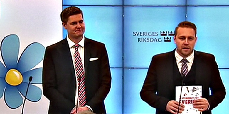 Oscar Sjöstedt och Mattias Karlsson, SD. Foto: Skärmdump från SVT Forum.