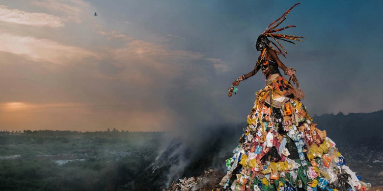 The Prophecy, Fabrice Monteiro. (Verket är beskuret.)