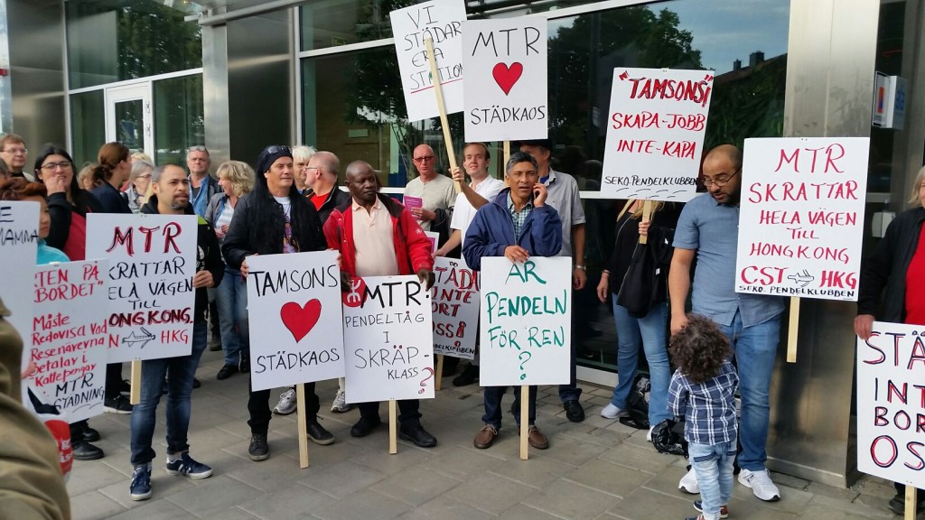 Sekos protest vid trafiknämndens möte på SL:s kontor.