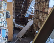 Det ukrainska nationalbiblioteket dagen efter den förödande ryska robotattacken mot Kyiv den 10 oktober 2022.